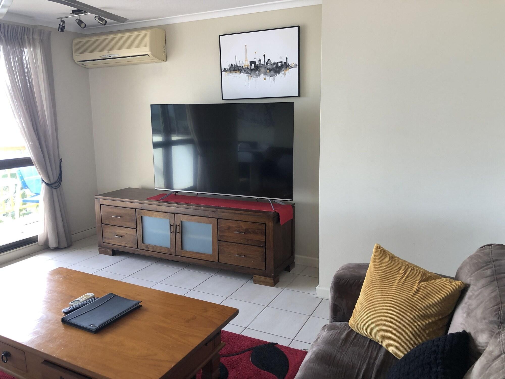 Coral Towers Holiday Suites Cairns Esterno foto
