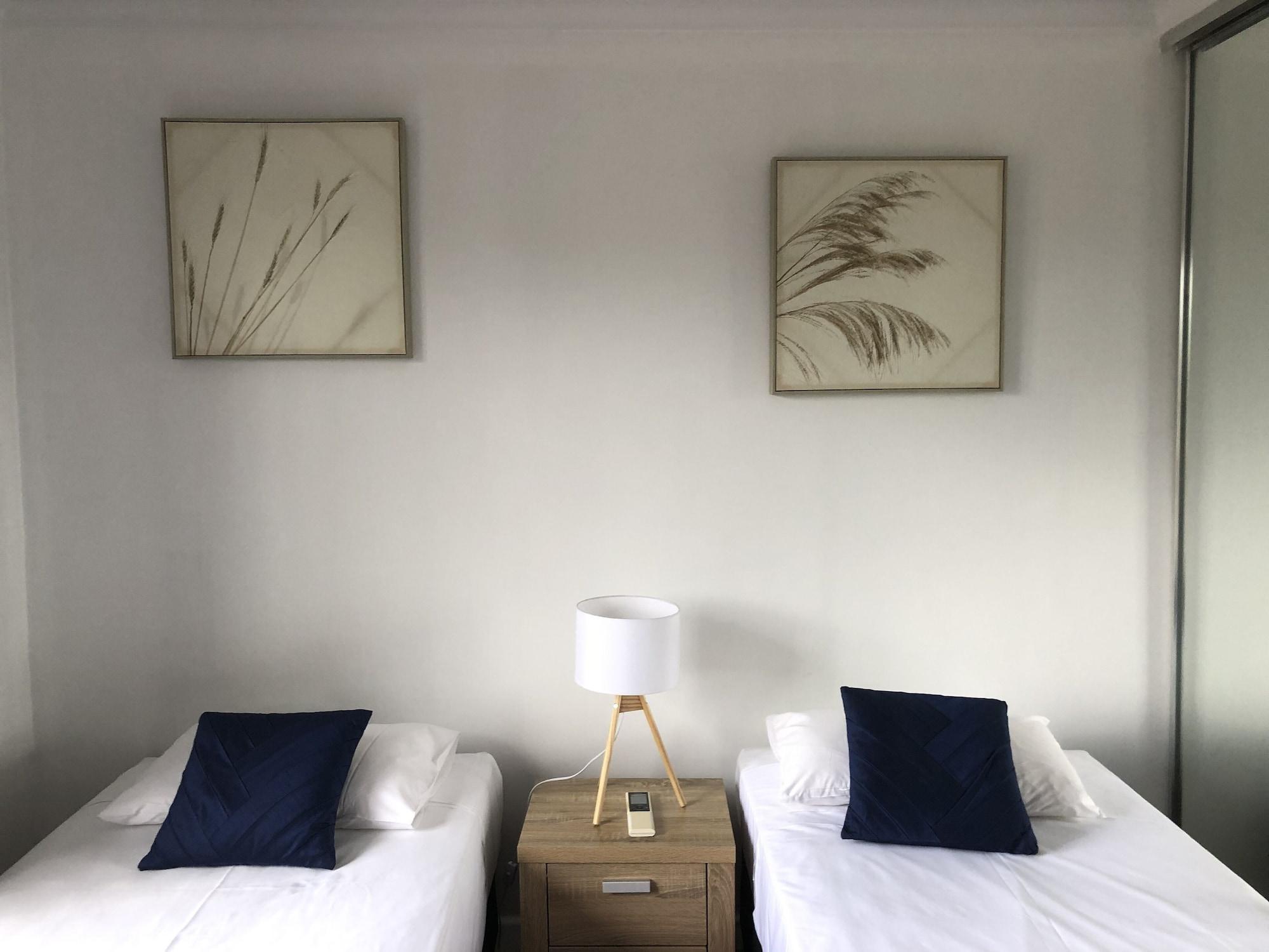 Coral Towers Holiday Suites Cairns Esterno foto