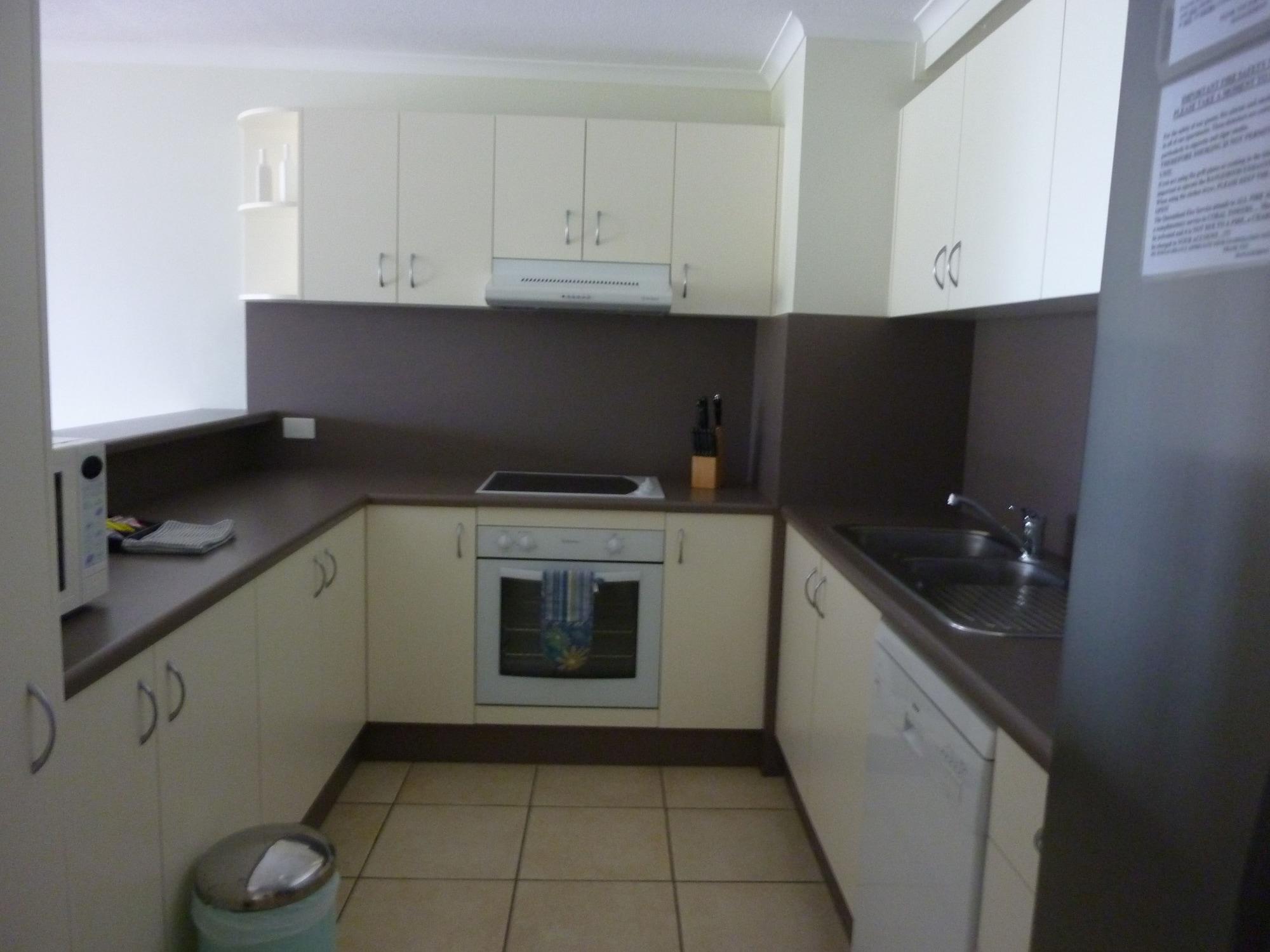 Coral Towers Holiday Suites Cairns Esterno foto