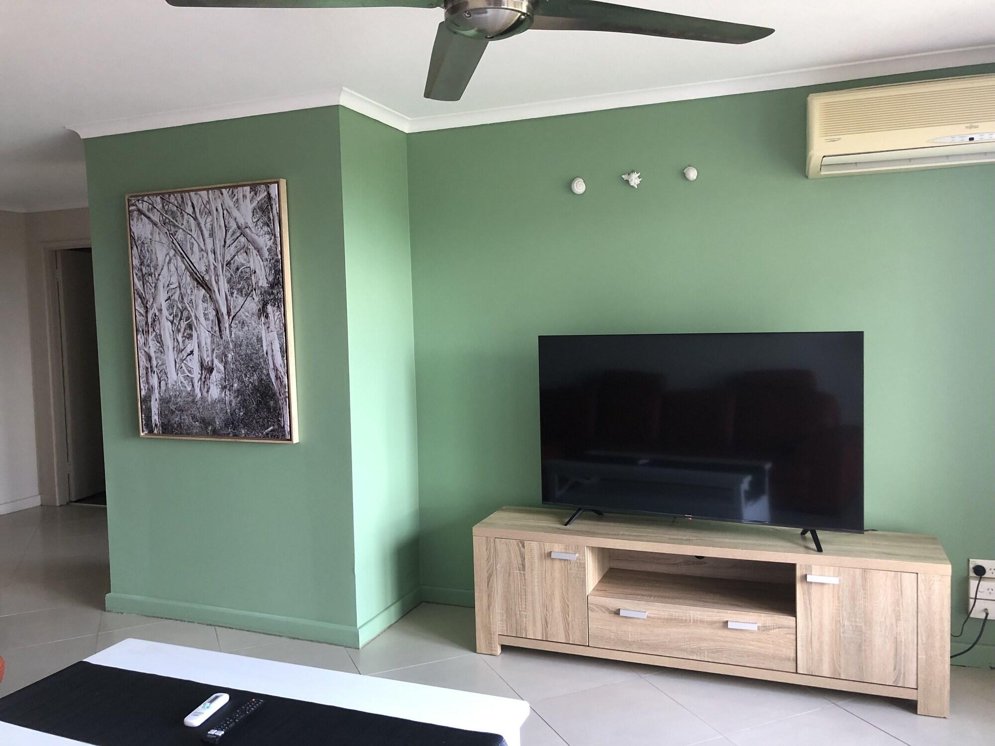 Coral Towers Holiday Suites Cairns Esterno foto
