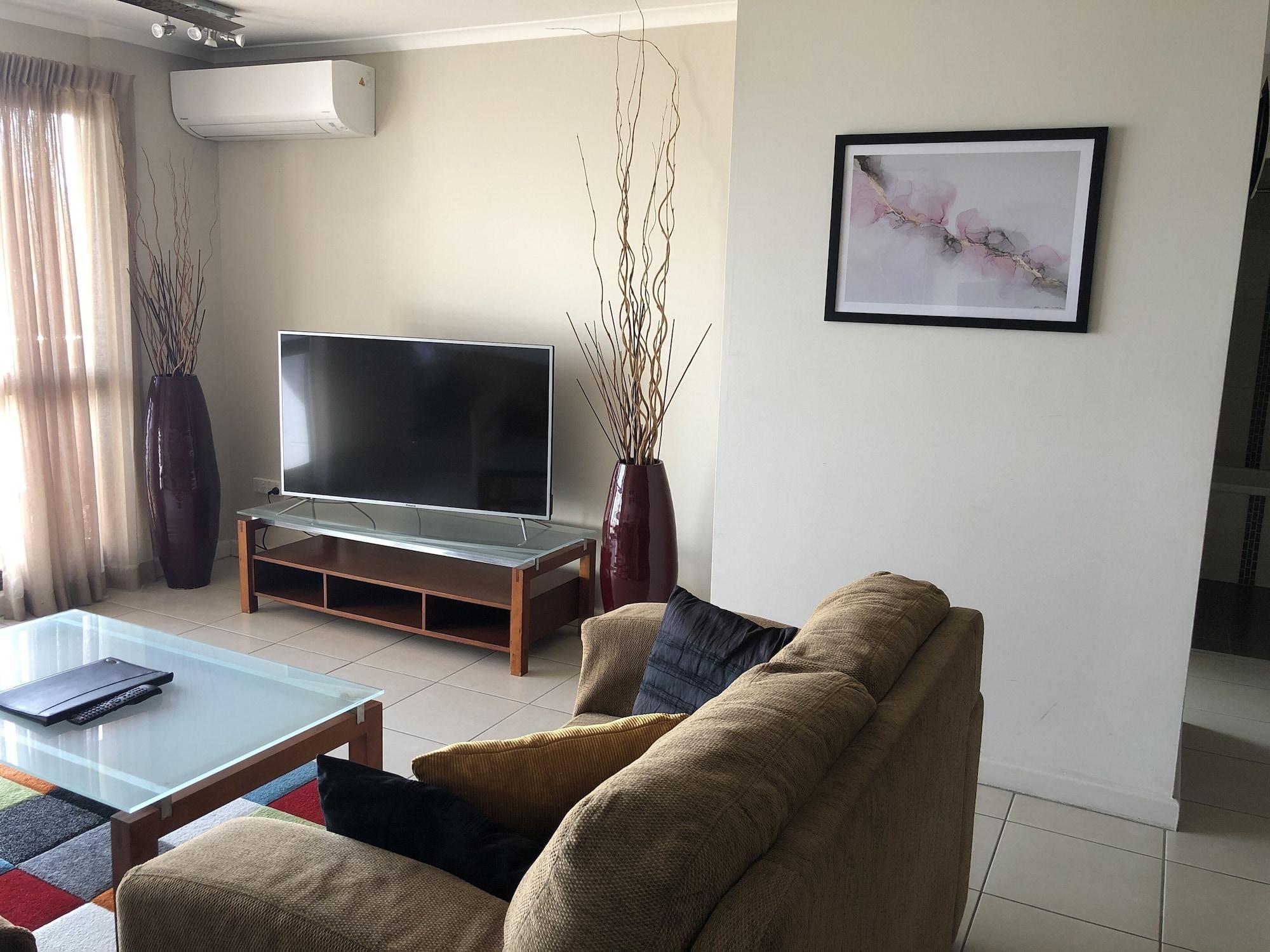 Coral Towers Holiday Suites Cairns Esterno foto