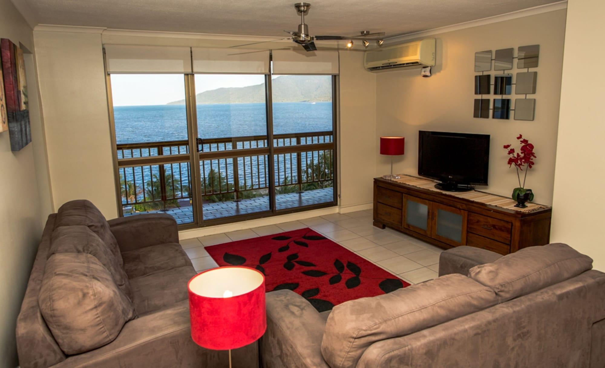 Coral Towers Holiday Suites Cairns Esterno foto