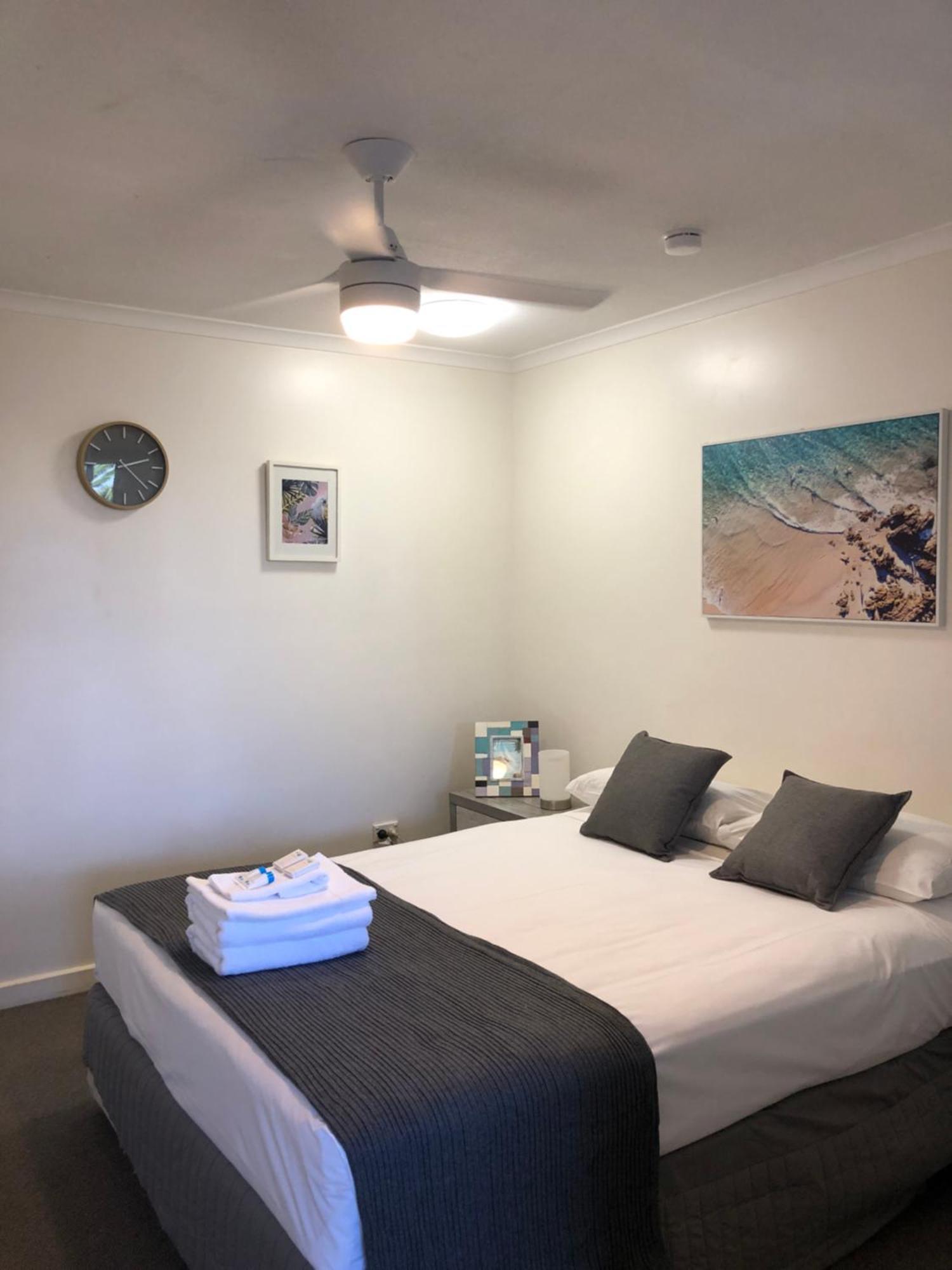 Coral Towers Holiday Suites Cairns Esterno foto