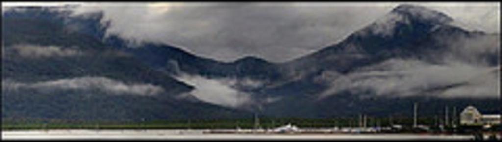 Coral Towers Holiday Suites Cairns Esterno foto